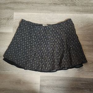 American Eagle Outfitters Black Floral Skater Skirt Size XXL